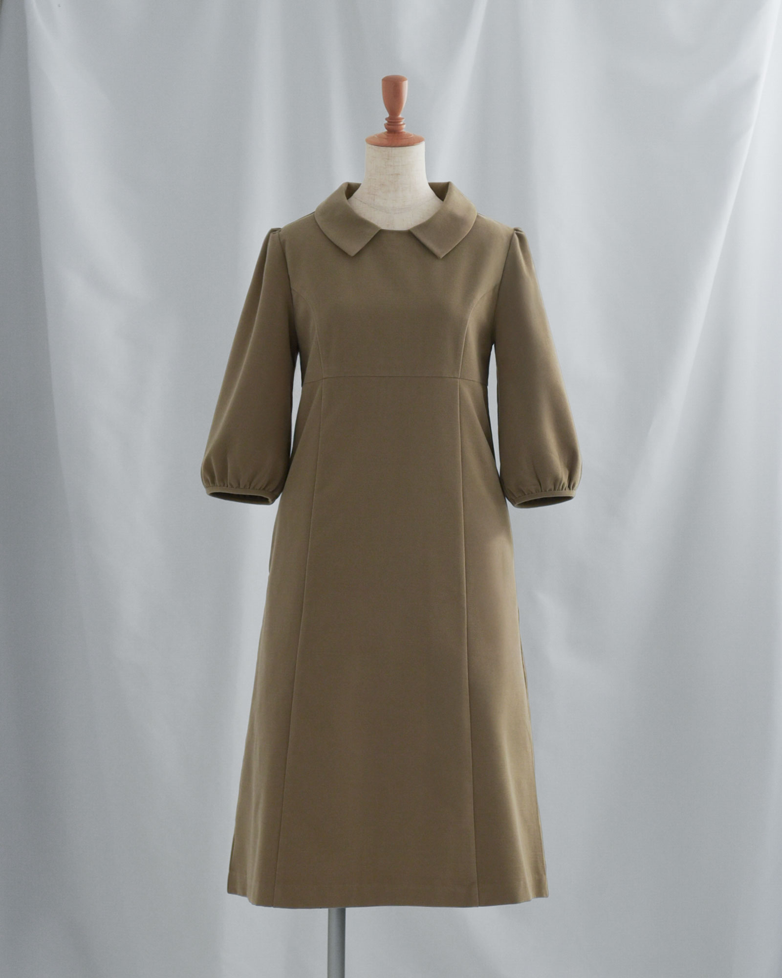 スペシャリテ【ワンピース シェリル】お色展開：ホワイト,ブラウン