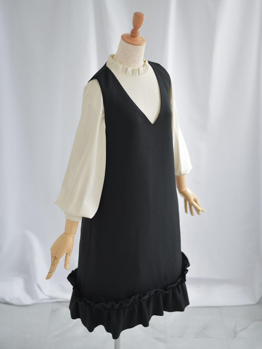 新品未使用【リリレナ】ジレワンピ ワンピース リブレ】69-a23 お色展開：ブラック,ピンク