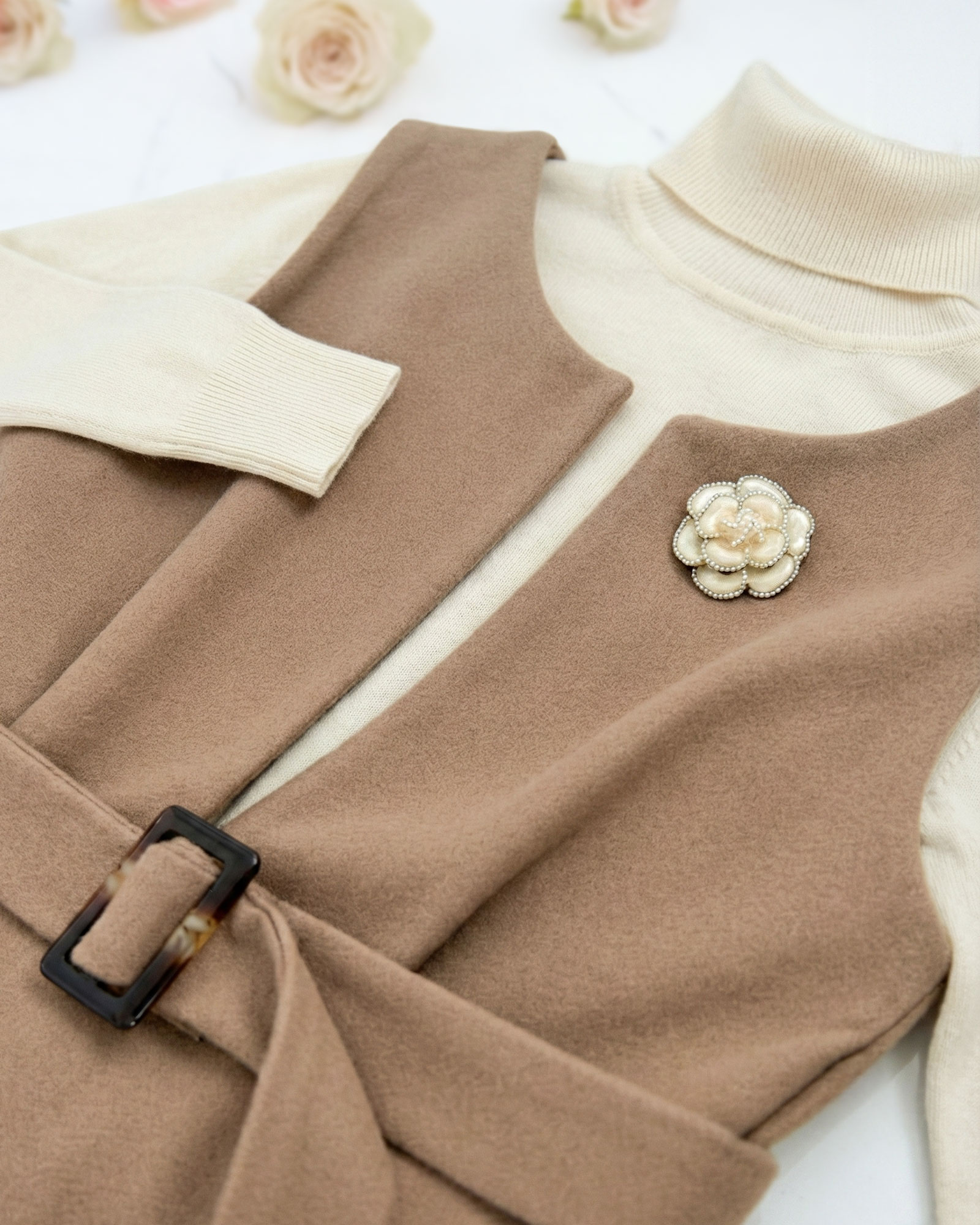 暖かく上品にまとえる冬の正解ワンピースジャンパースカート｜レジーナ【神戸ワンピース専門店】